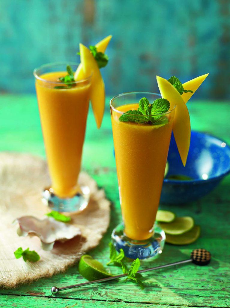 Refreshing Mixology: Creative Cocktail Ideas Featuring Mango Madness